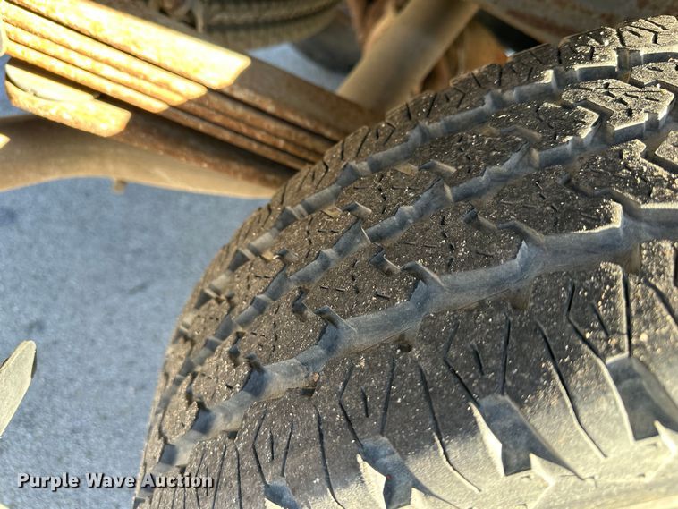 image for item DR6053 2003 Chevrolet Silverado 2500  pickup truck