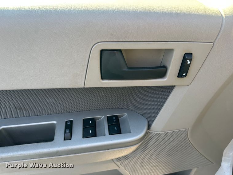 image for item DR6055 2009 Ford Escape Hybrid  SUV