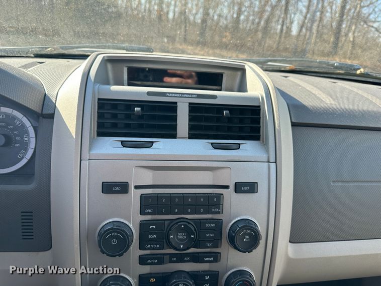 image for item DR6055 2009 Ford Escape Hybrid  SUV