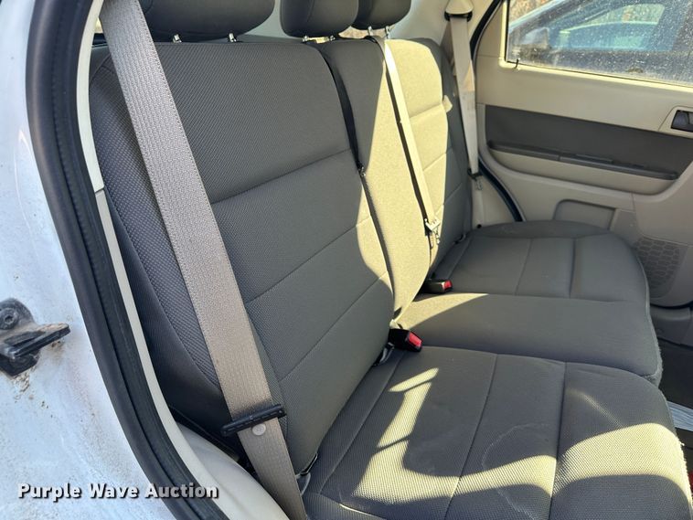 image for item DR6055 2009 Ford Escape Hybrid  SUV