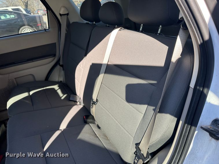 image for item DR6055 2009 Ford Escape Hybrid  SUV