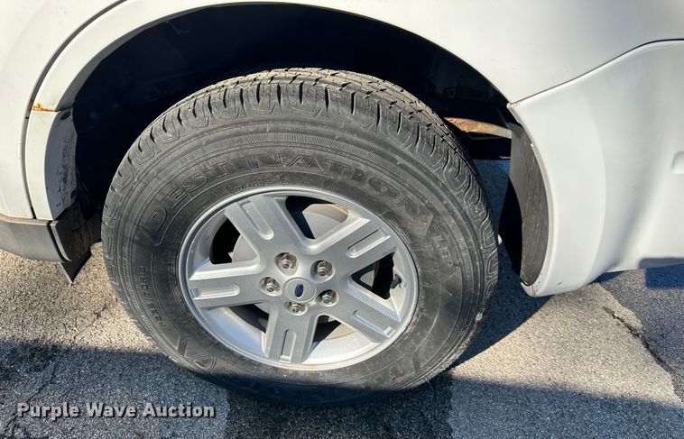 image for item DR6055 2009 Ford Escape Hybrid  SUV