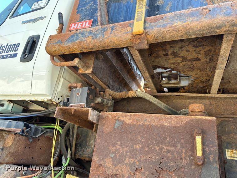 image for item DR6057 2008 International 7300  dump truck