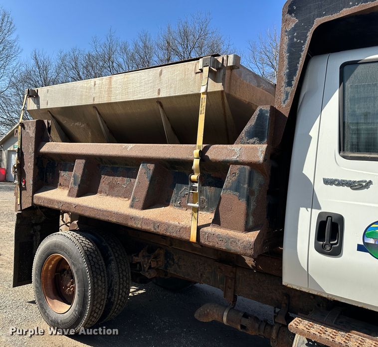 image for item DR6057 2008 International 7300  dump truck