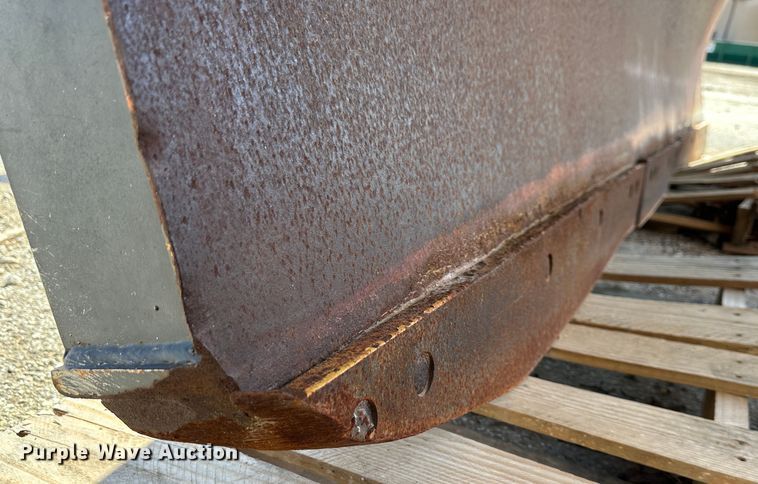 image for item DR6057 2008 International 7300  dump truck