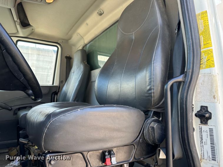 image for item DR6057 2008 International 7300  dump truck