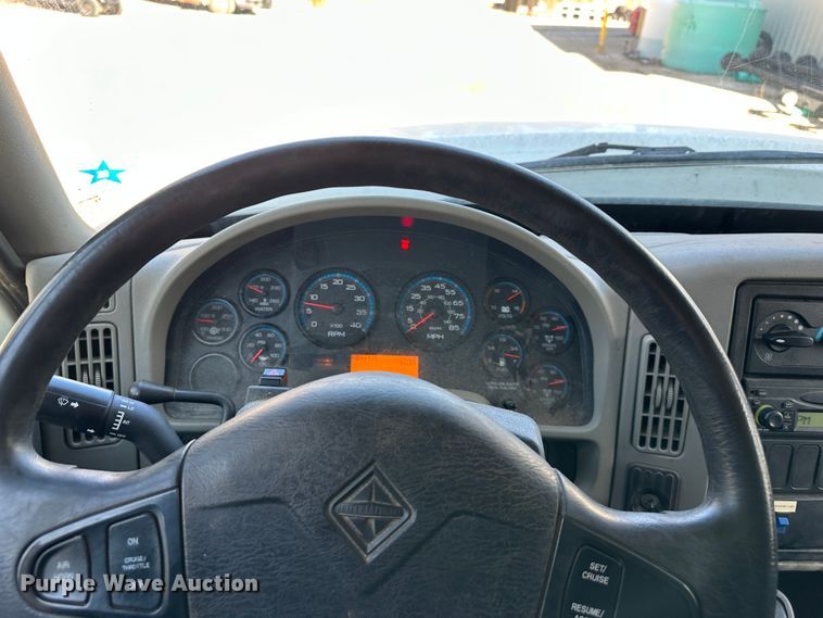 image for item DR6057 2008 International 7300  dump truck