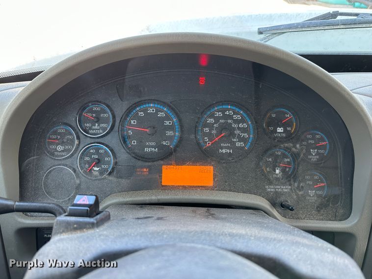 image for item DR6057 2008 International 7300  dump truck