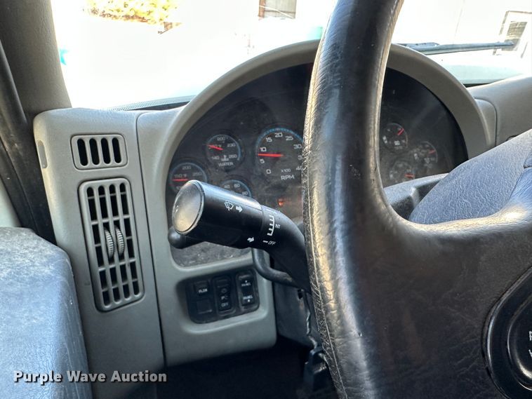 image for item DR6057 2008 International 7300  dump truck