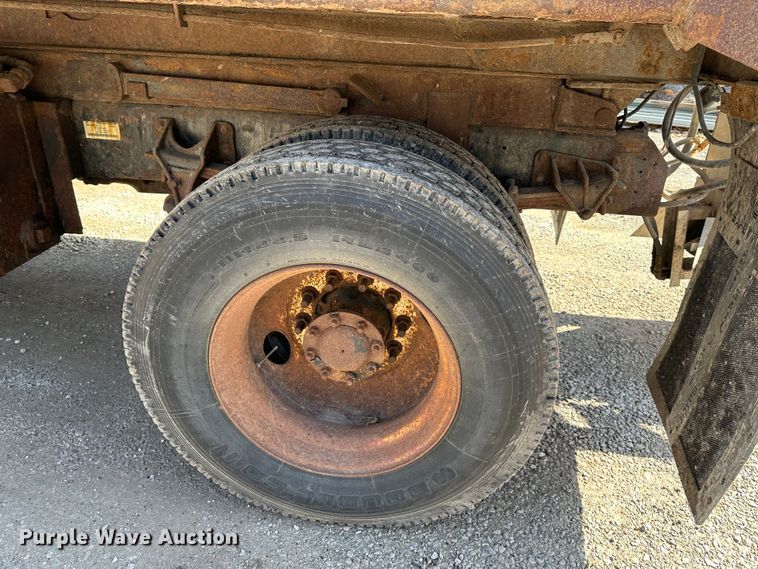 image for item DR6057 2008 International 7300  dump truck