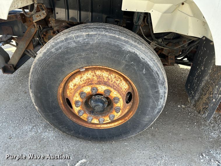 image for item DR6057 2008 International 7300  dump truck