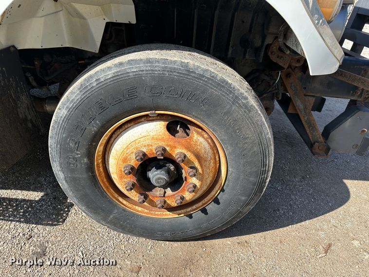 image for item DR6057 2008 International 7300  dump truck