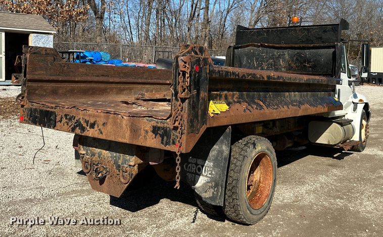 image for item DR6058 2012 International DuraStar 4300  dump truck