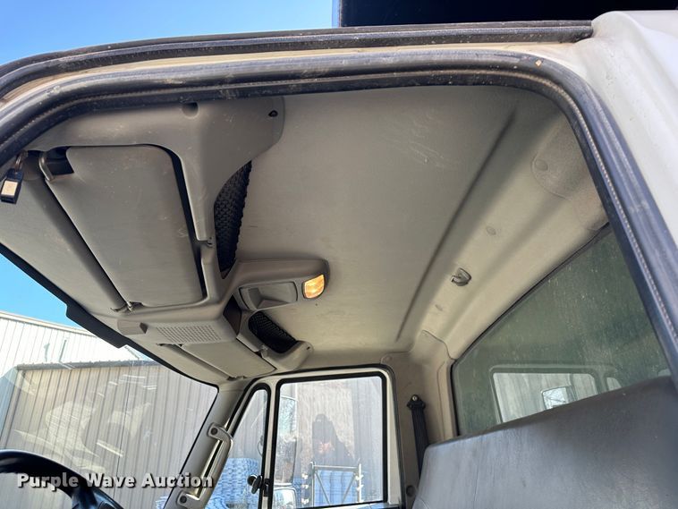 image for item DR6058 2012 International DuraStar 4300  dump truck