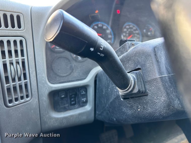 image for item DR6058 2012 International DuraStar 4300  dump truck