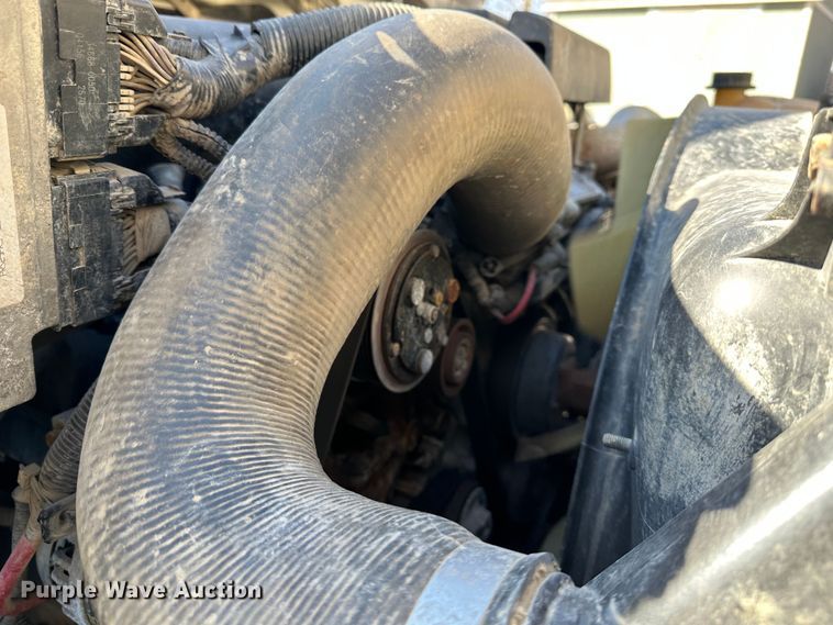 image for item DR6058 2012 International DuraStar 4300  dump truck