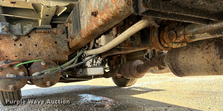 image for item DR6058 2012 International DuraStar 4300  dump truck