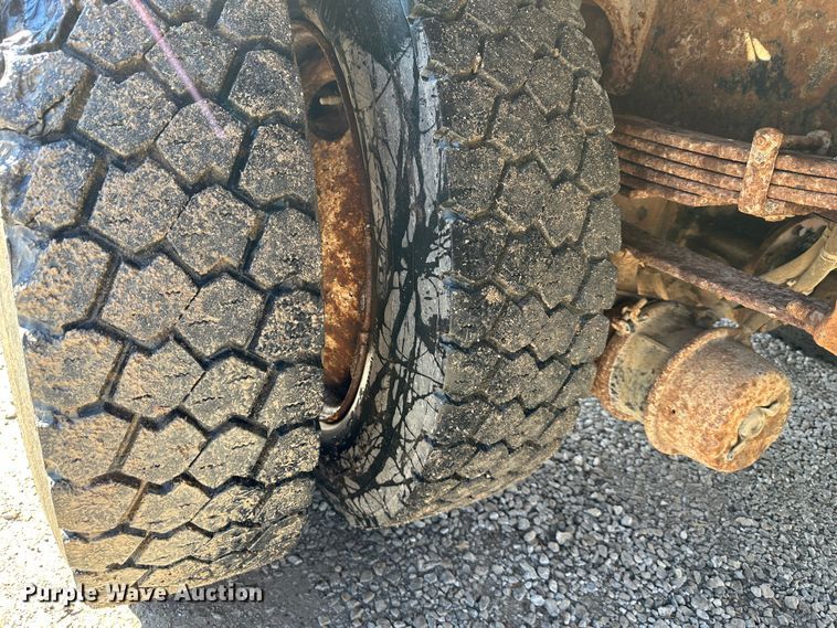 image for item DR6058 2012 International DuraStar 4300  dump truck