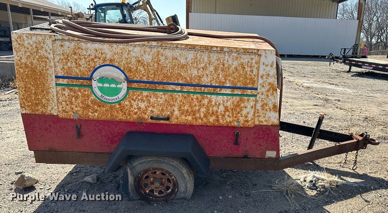 image for item DR6059 Chicago Pneumatic  air compressor