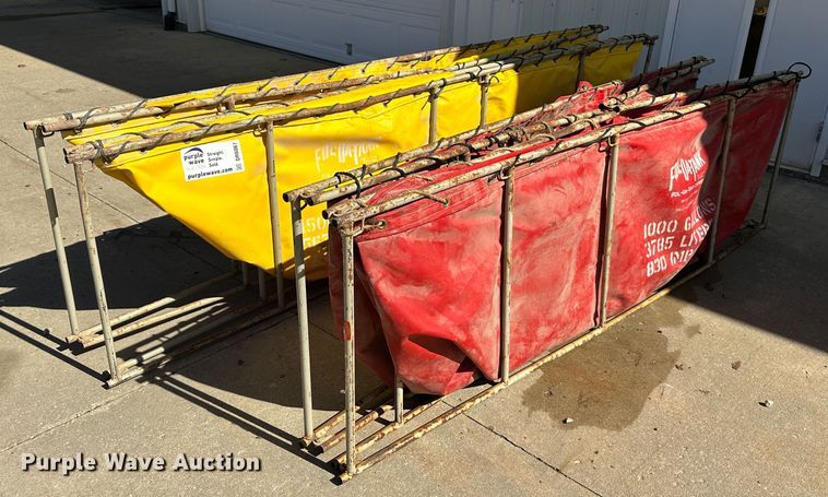 image for item DR6067 (2) Fol-da-tank tanks