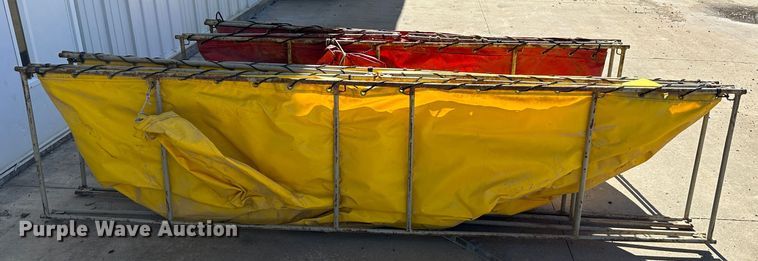 image for item DR6067 (2) Fol-da-tank tanks