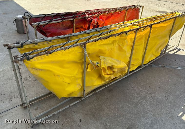 image for item DR6067 (2) Fol-da-tank tanks