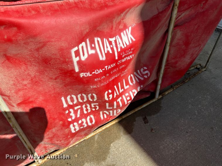 image for item DR6067 (2) Fol-da-tank tanks