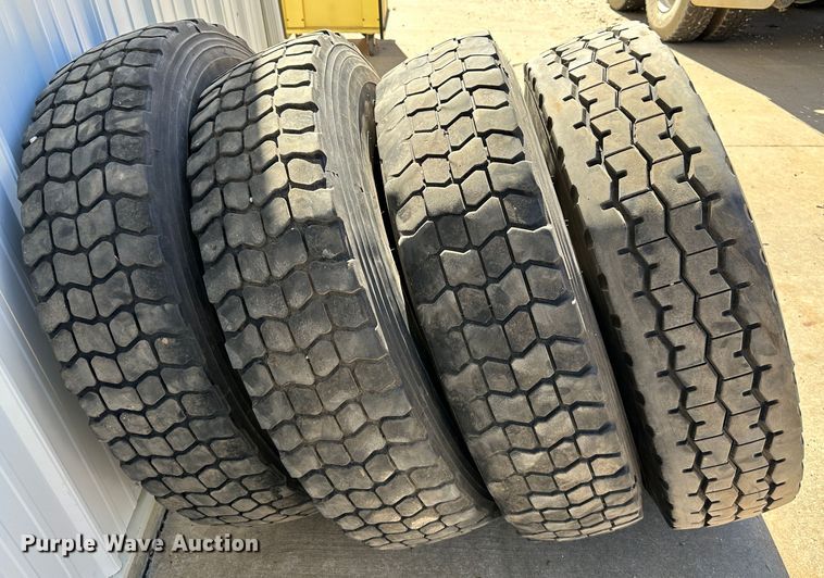 image for item DR6069 (4) 12R22.5 Goodyear tires