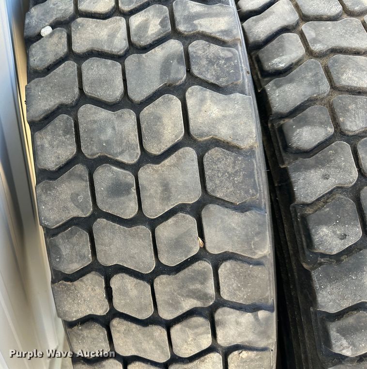 image for item DR6069 (4) 12R22.5 Goodyear tires