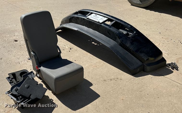 image for item DR6070 Pickup truck parts