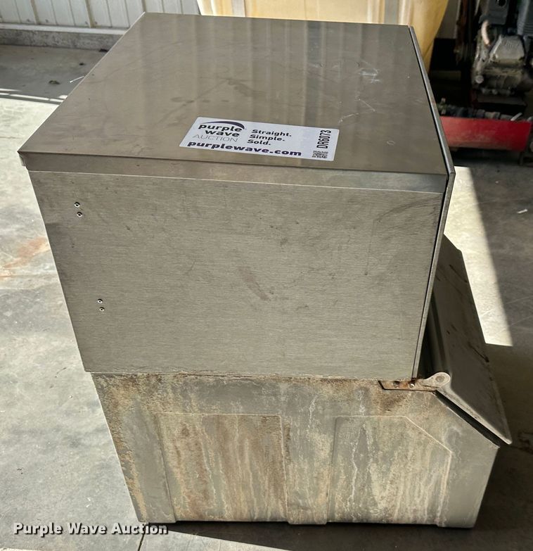 image for item DR6073 Hoshizaki  ice maker