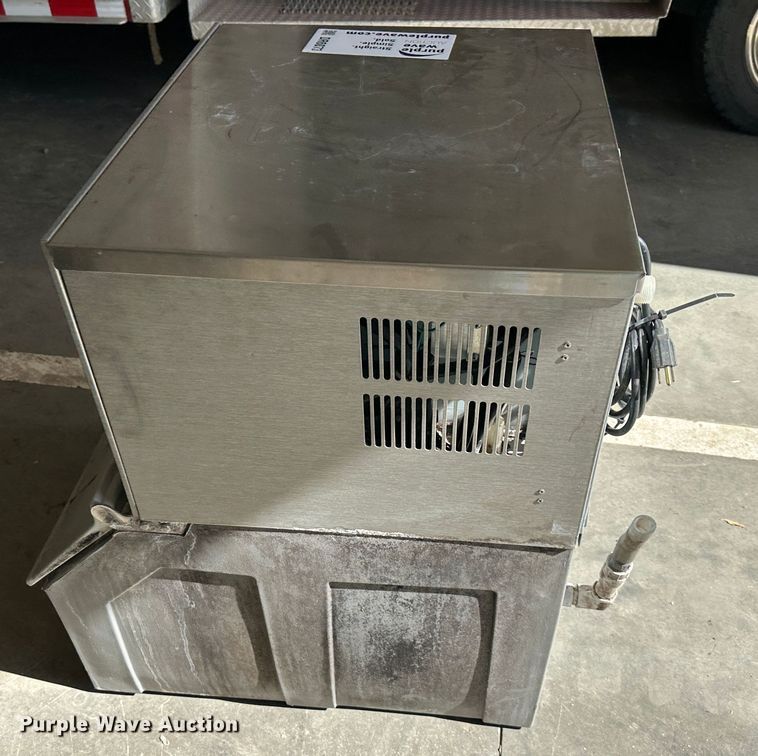 image for item DR6073 Hoshizaki  ice maker