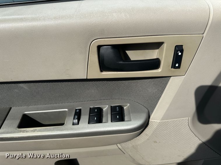 image for item DR6082 2009 Ford Escape Hybrid  SUV
