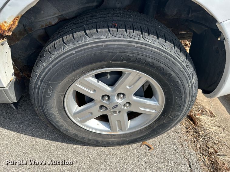 image for item DR6082 2009 Ford Escape Hybrid  SUV