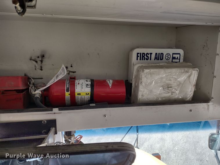 image for item DR8255 2014 Blue Bird Vision  school bus