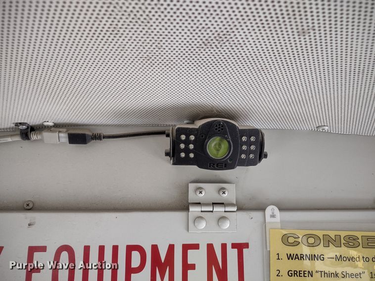 image for item DR8256 2014 Blue Bird Vision  school bus