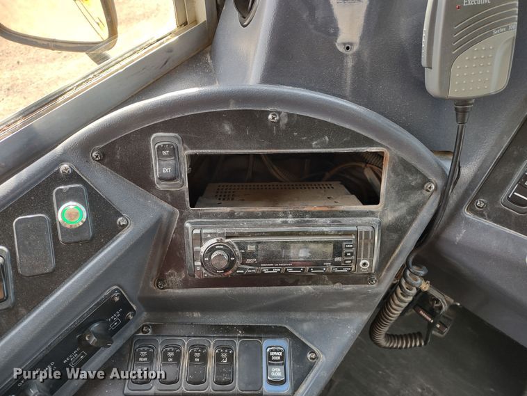 image for item DR8256 2014 Blue Bird Vision  school bus