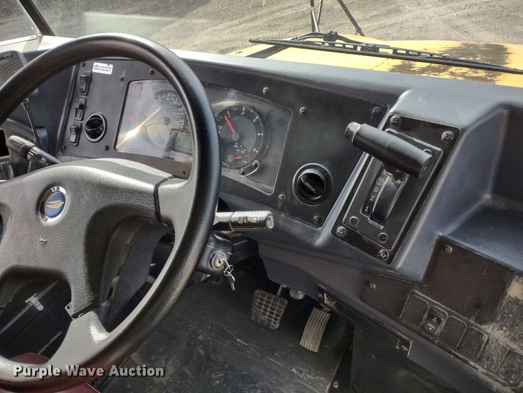 image for item DR8256 2014 Blue Bird Vision  school bus