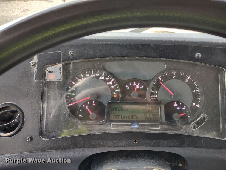 image for item DR8256 2014 Blue Bird Vision  school bus