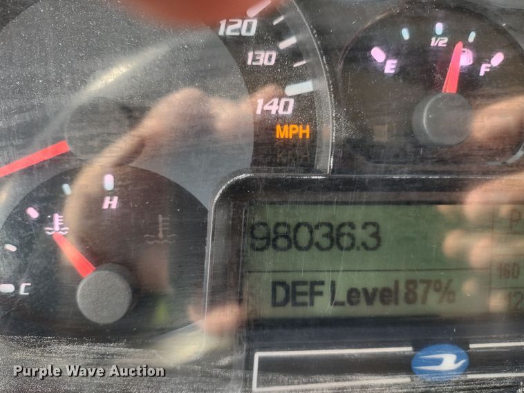 image for item DR8256 2014 Blue Bird Vision  school bus