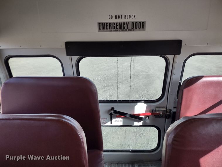 image for item DR8256 2014 Blue Bird Vision  school bus