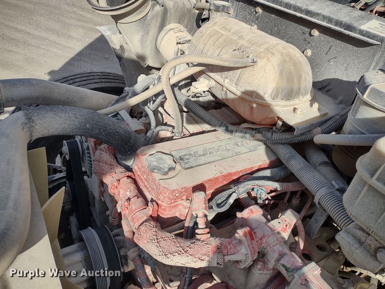 image for item DR8256 2014 Blue Bird Vision  school bus