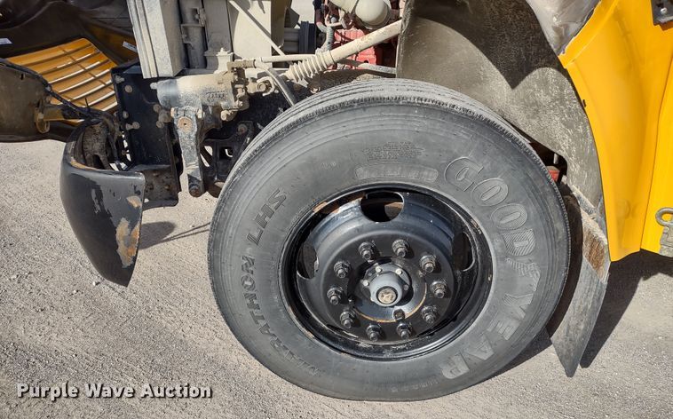 image for item DR8256 2014 Blue Bird Vision  school bus