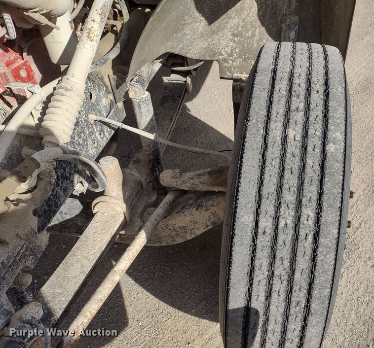 image for item DR8256 2014 Blue Bird Vision  school bus