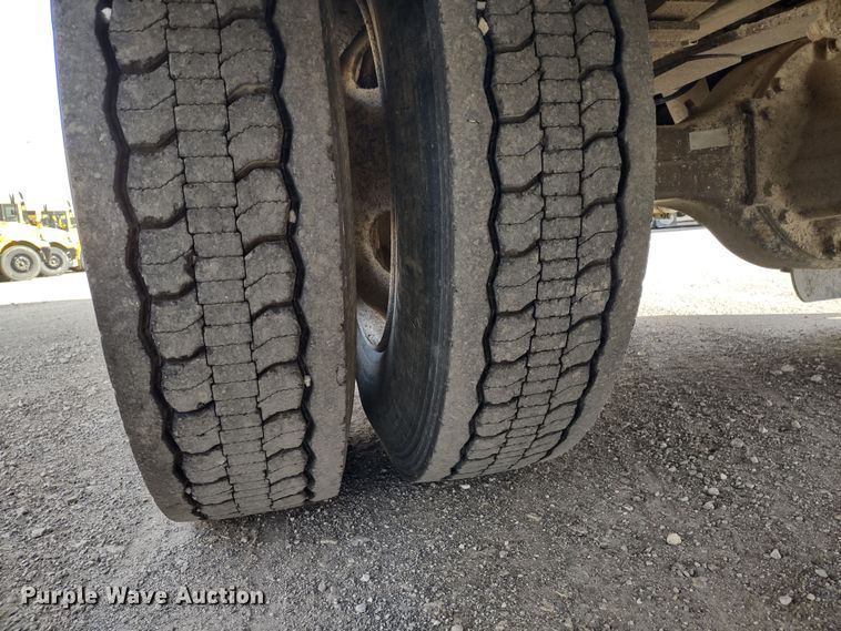 image for item DR8257 2014 Blue Bird Vision  school bus