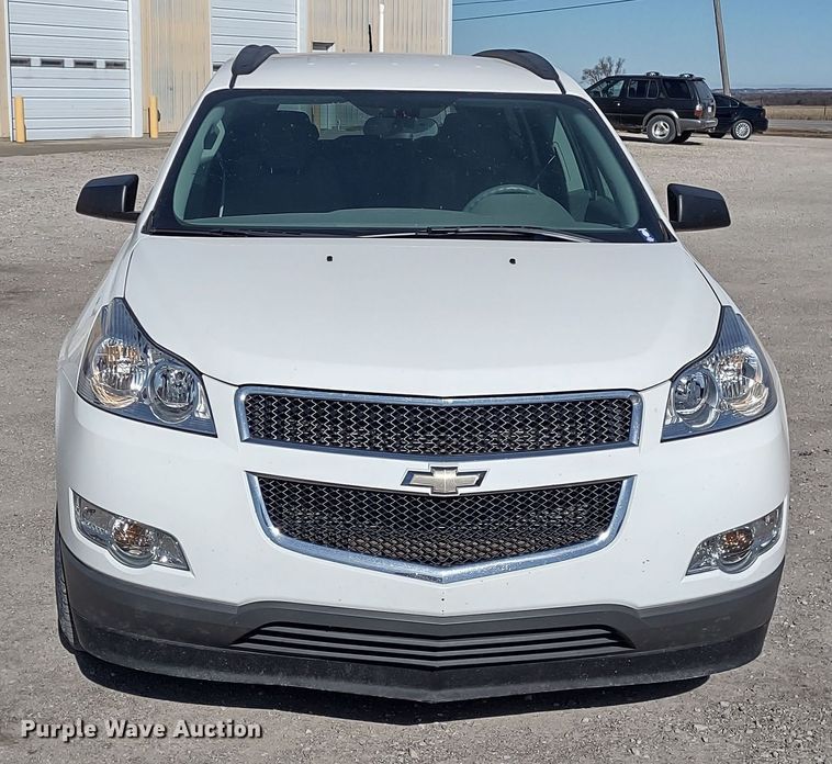 image for item DR8258 2012 Chevrolet Traverse LS  SUV