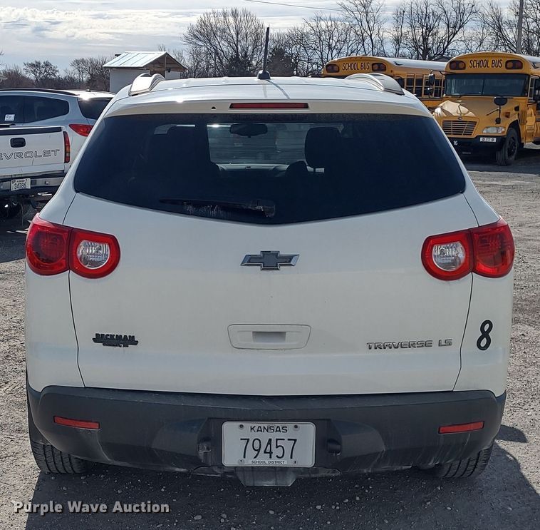 image for item DR8258 2012 Chevrolet Traverse LS  SUV