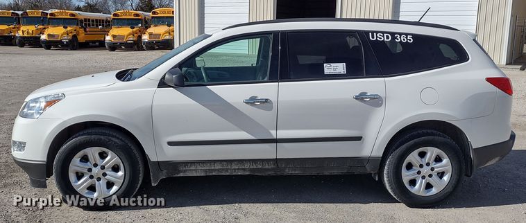 image for item DR8258 2012 Chevrolet Traverse LS  SUV