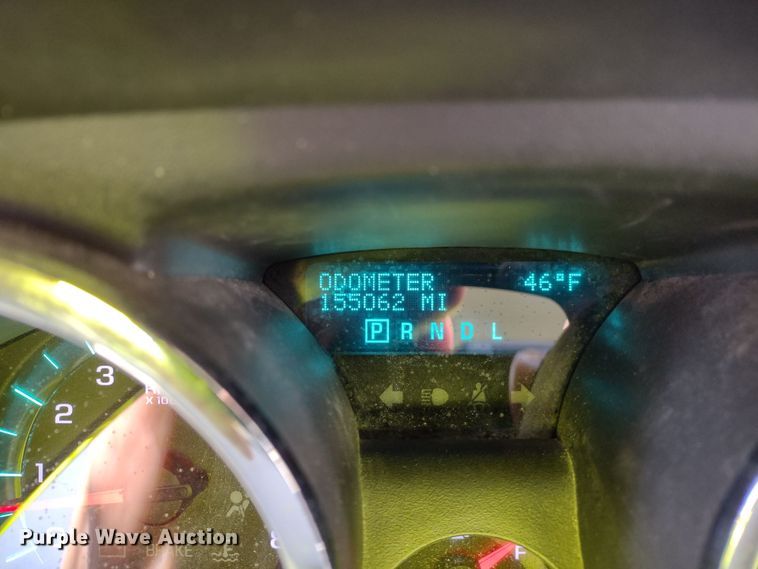 image for item DR8258 2012 Chevrolet Traverse LS  SUV