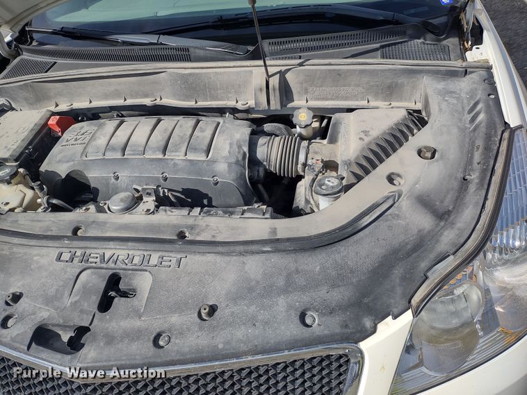 image for item DR8258 2012 Chevrolet Traverse LS  SUV